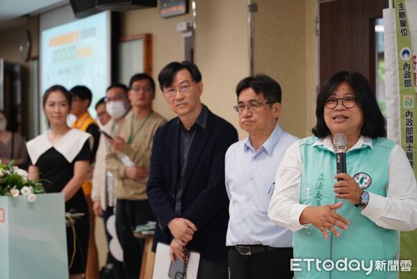 ▲▼  老宅延壽說明會南部首場嘉義市擠爆 王美惠：嘉義需求高，應優先了解   。（圖／王美惠服務處提供）