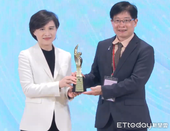 ▲勞動部雲嘉南分署以「弱勢呷頭路 大『嘉』來相挺」專案，榮獲第8屆政府服務獎肯定。（記者林東良翻攝，下同）