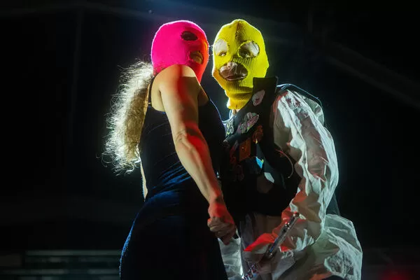 ▲▼反對俄羅斯政府的俄國女性主義女子龐克樂團「暴動小貓」（Pussy Riot）。（圖／達志影像／美聯社）