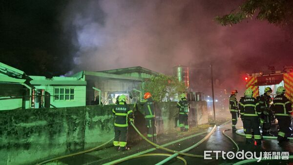 ▲▼花蓮吉安鄉吉興二街鐵皮屋火警。（圖／記者王兆麟翻攝）