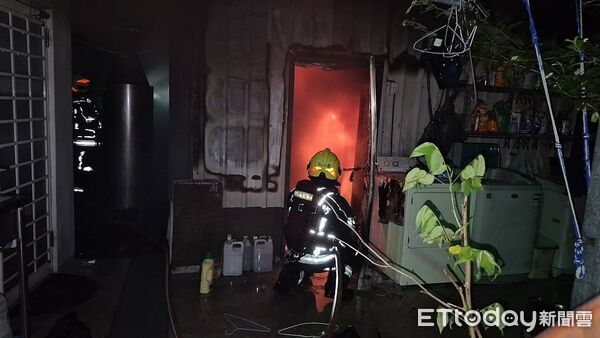 ▲▼花蓮吉安鄉吉興二街鐵皮屋火警。（圖／記者王兆麟翻攝）