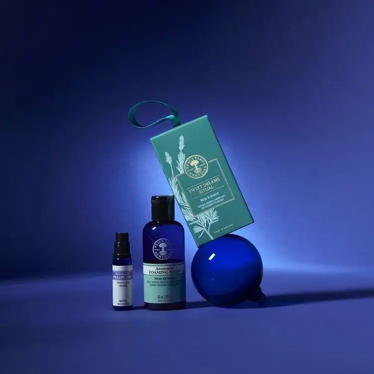 (MALIN+GOETZ),Caudalie,The Body Shop,交換禮物,聖誕節,聖誕禮物,禮物,歐舒丹,Ｗ.SHOW,juliArt,送禮,NEAL&rsquo;S YARD REMEDIES,LUSH,Melvita,Jo Malone。（圖／品牌提供