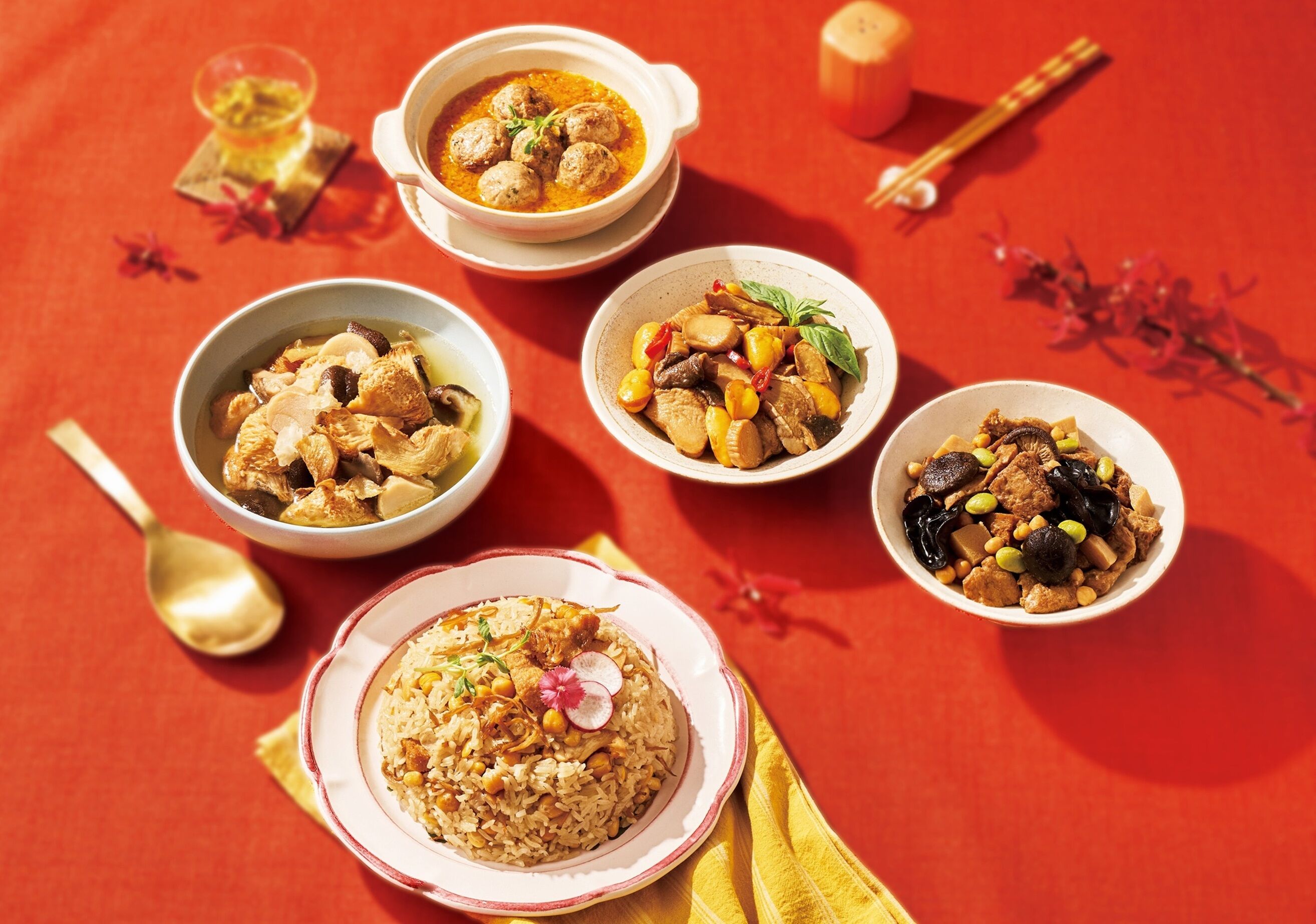 ▲新光三越公布春節禮品專刊。（圖／業者提供）