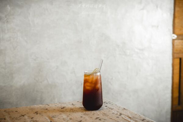 ▲▼台東大武巷弄裡的老宅咖啡廳「去那呼玩」。（圖／部落客黑皮提供）