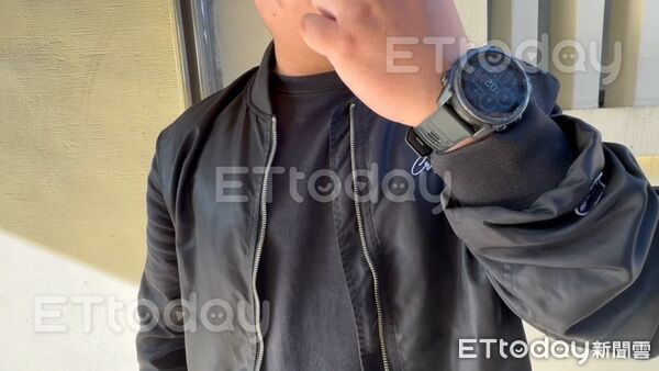 ▲淡水機車碰撞奪命，護理師上班途中慘死，肇事男向育幼院長道歉。（圖／記者陳以昇攝）