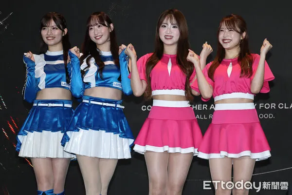 ▲▼  2026台日棒球國際交流賽 賽事記者會-日本應援團左起火腿工藤心優、上野菜奈子以及軟銀Yi-Xin、SHOKO。（圖／記者黃克翔攝）