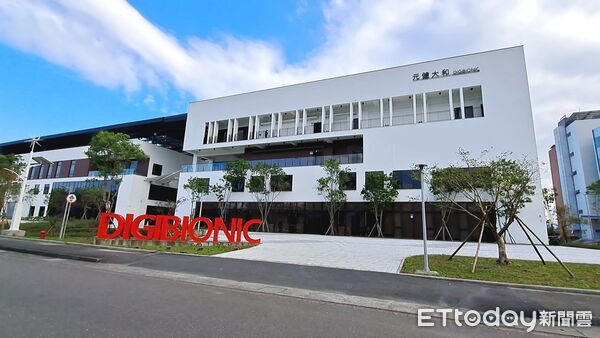 ▲30分鐘直達信義區！礁溪「2字頭」輕奢宅  雙北族狂湧搶卡位▼             。（圖／記者鄭遠龍攝）