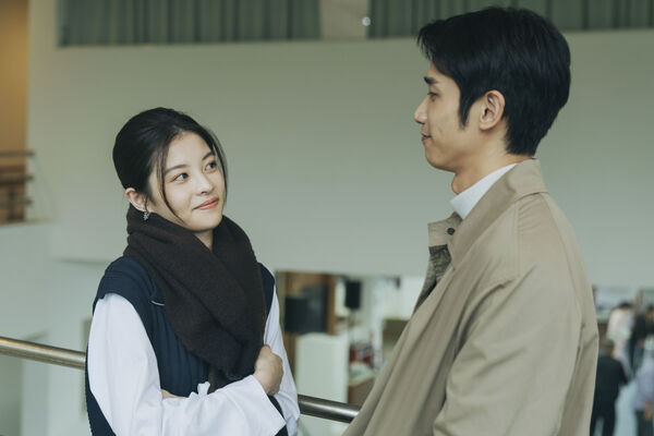 ▲《監所男子囚生記》是詹子萱（左）第一次喜劇演出，與劉以豪（右）的對手戲互動最多。（圖／愛奇藝國際版、壹壹影業提供）