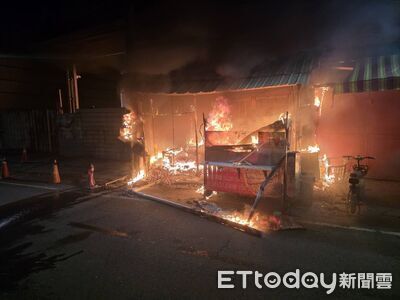 高雄大寮鐵皮屋凌晨惡火!3人受困獲救 2人是失聯移工