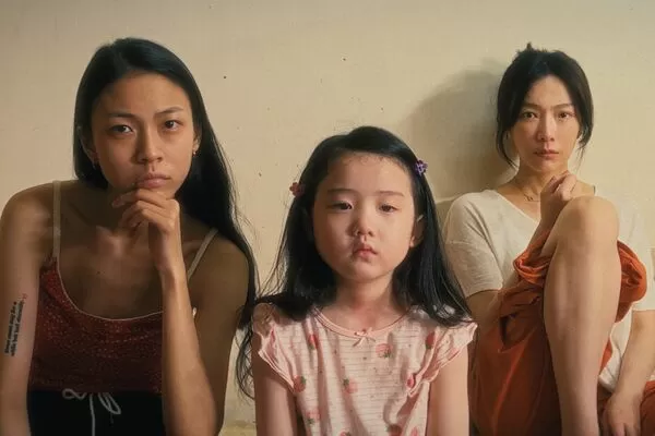 ▲《左撇子女孩》入選奧斯卡前15強，三位女演員馬士媛（左起）、葉子綺、蔡淑臻全都入圍金馬獎。（圖／光年映畫提供）首圖