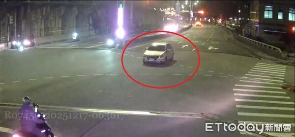 ▲▼     超扯毒駕！毒蟲深夜逆向1.1Ｋ「永和開到中和」才被攔截        。（圖／記者陳以昇翻攝）