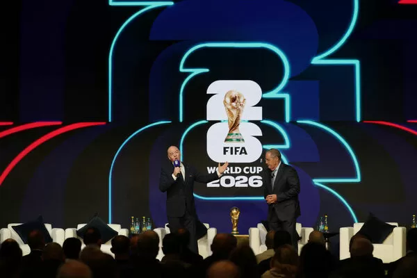 ▲▼國際足球總會（FIFA）主席因凡蒂諾（Gianni Infantino）在2026年世界盃賽程公布儀式現場。（圖／路透）