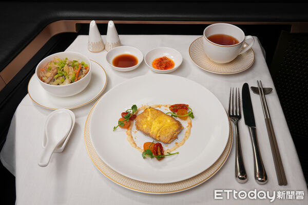 ▲▼星宇航空2026年長程線將攜手獲米其林一星、「500盤」肯定的《元紀．台灣菜》，推出全新機上餐點。（圖／星宇航空提供）