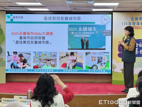 ▲台南市社會局長郭乃文指出，台南歷經多起天災，社會局動員社工與志工投入災後復原，陪伴市民走過艱難時刻。（記者林東良攝，下同）