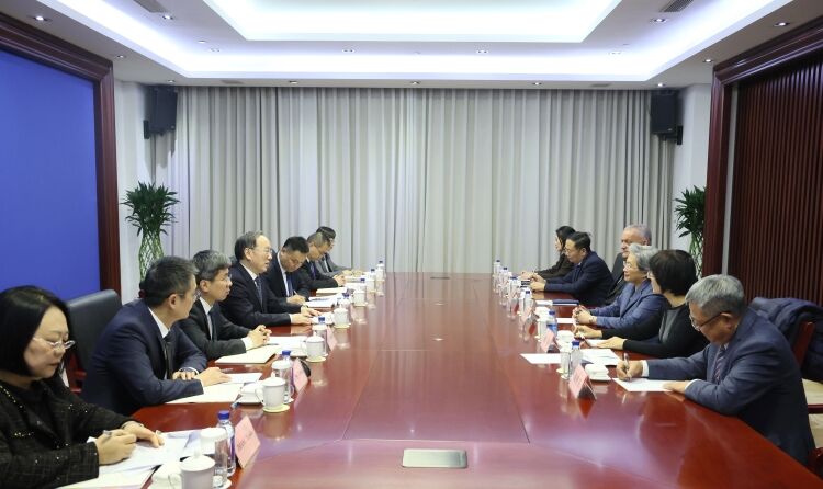 ▲▼蘇姿丰先後拜會聯想與中國工信部。（圖／中華人民共和國工業與資訊化部）