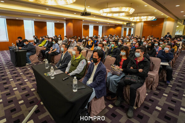 ▲▼ 鴻柏鴻序            。（圖／記者陳筱惠攝）