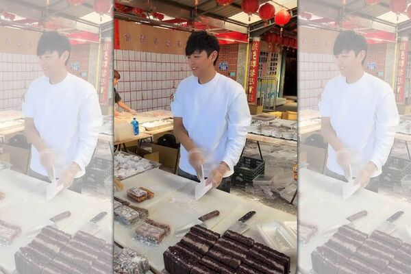 游勝綸過去在東湖市場販售涼糕而被網友封為「東湖市場天菜涼糕哥」。（翻攝自涼糕哥IG）