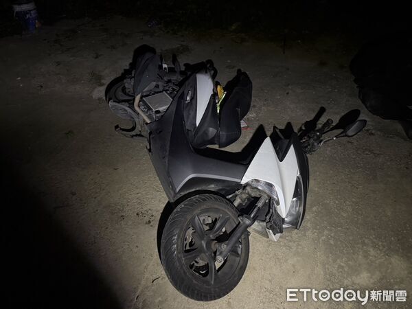 ▲嫌犯拒絕KTV續攤搶走被害人鑰匙和皮包，被害人摔車後被嫌犯毆打，警方據報圍捕到案。（圖／記者楊永盛翻攝）