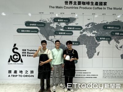 手沖、杯測拚實力！　崑山科大餐飲系金爵獎國際賽奪1金2銅