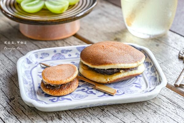 ▲▼隱身山腰間預約制咖啡廳，還可以看海。（圖／部落客周花花提供）