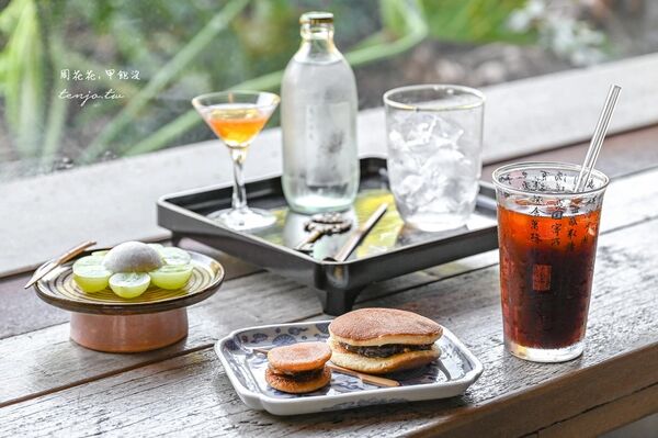 ▲▼隱身山腰間預約制咖啡廳，還可以看海。（圖／部落客周花花提供）