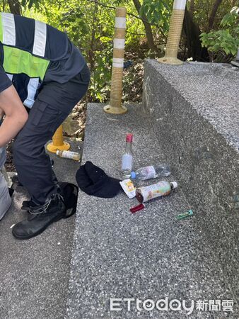 ▲卞男在陽光橋下與詹女喝酒，疑似失溫猝死。（圖／記者陸運陞翻攝）