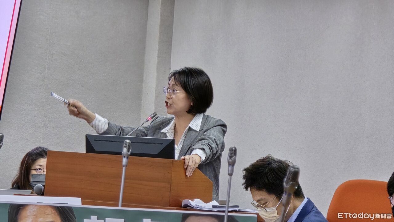 翁曉玲逼問停砍年金案 張惇涵搬翁曉玲丈夫論述回擊:這句誰講的?