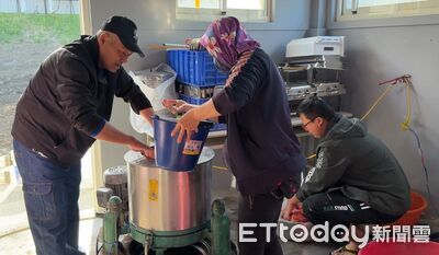 冬至前夕娑湯圓　池上萬安社區手作傳承凝聚情感