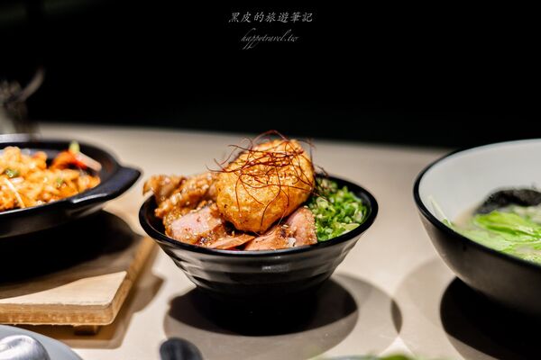 ▲▼全台最奢侈的歡唱聚所。（圖／部落客黑皮提供）