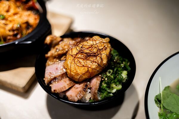 ▲▼全台最奢侈的歡唱聚所。（圖／部落客黑皮提供）