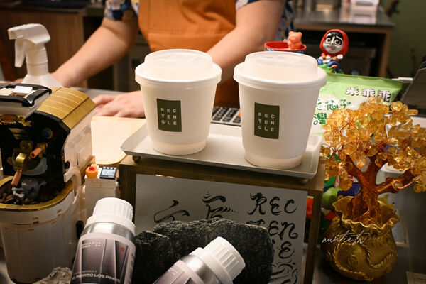 ▲▼Rectengle Caf&eacute; 方長咖啡。（圖／部落客水晶安蹄不務正業過生活授權提供）