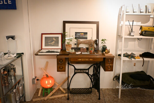 ▲▼Rectengle Caf&eacute; 方長咖啡。（圖／部落客水晶安蹄不務正業過生活授權提供）