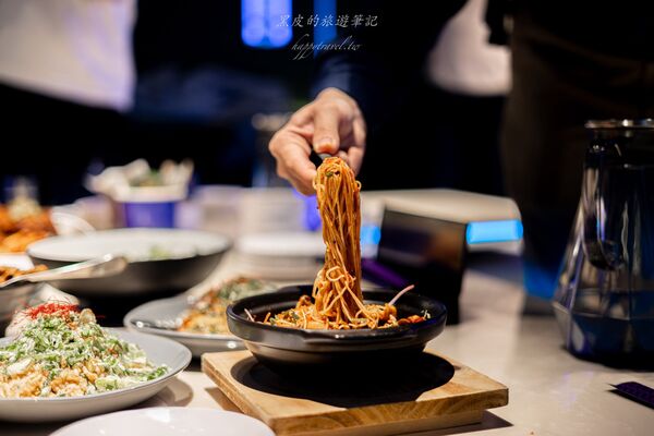 ▲▼全台最奢侈的歡唱聚所。（圖／部落客黑皮提供）