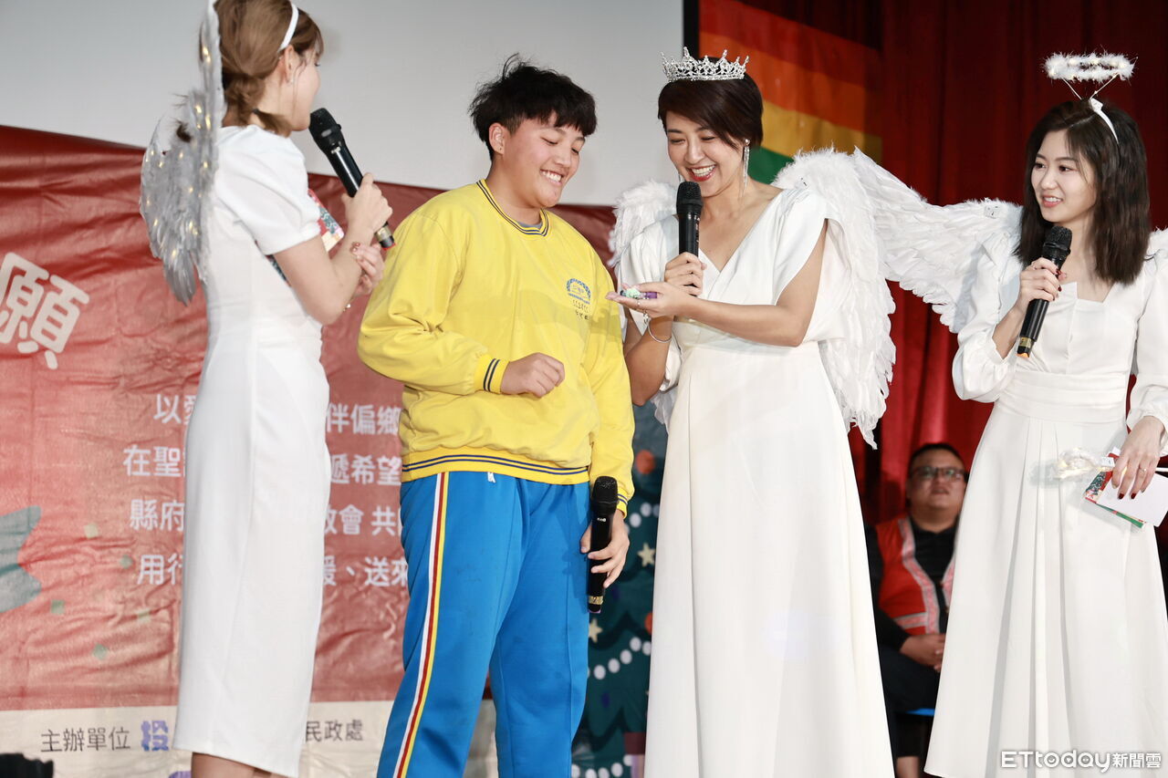 「聖誕星願」送暖首登仁愛鄉 宋逸民、林道遠參與添星光