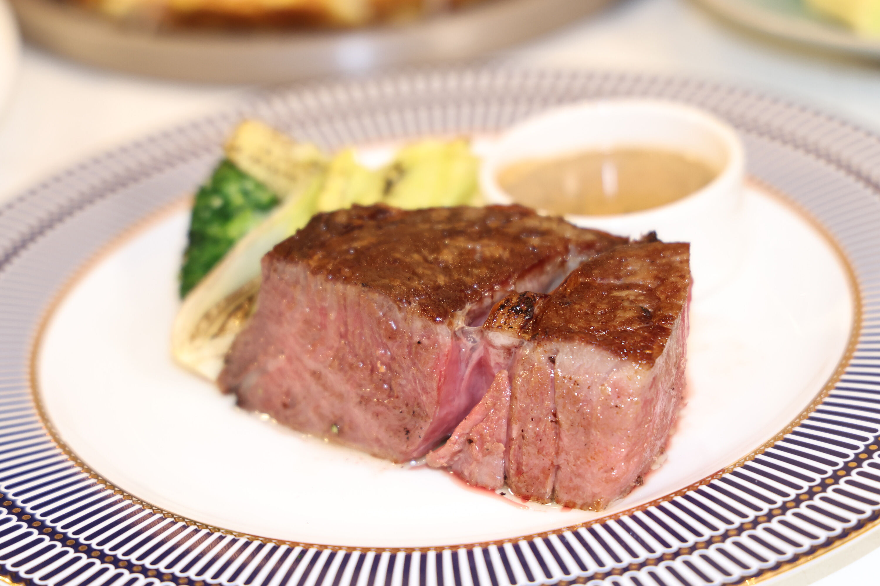 ▲▼ 朵頤牛排 開幕宣傳記者會。（圖／記者黃克翔攝）