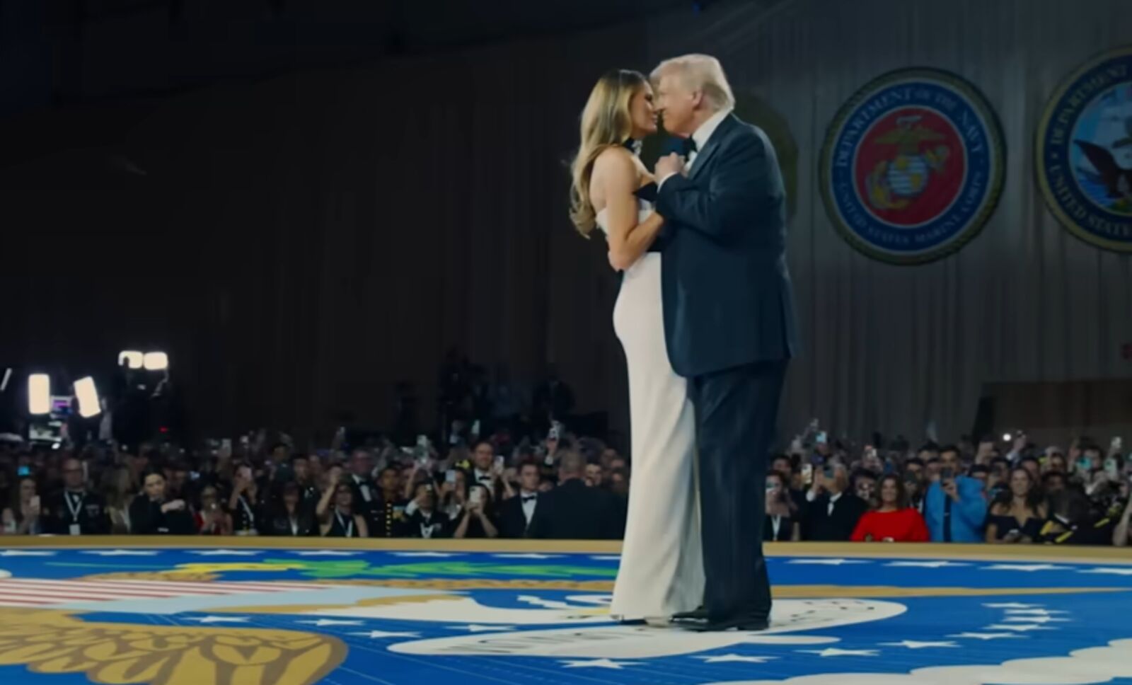 梅蘭妮亞「就職前私密20天」拍成電影！12億天價成交破紀錄　串流平台搶破頭