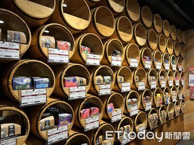 快訊/董座道歉也沒用!歐客佬假冒藝伎咖啡 中市府撤十大伴手禮資格