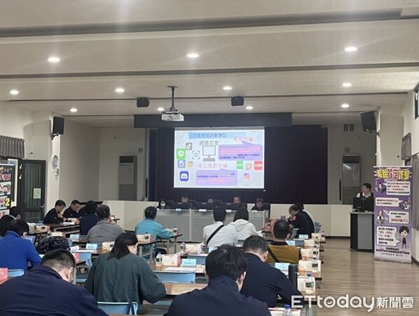 ▲▼   「朴警校園安全座談會 識毒、識詐及強化校安合作機制」  。（圖／朴子分局提供）