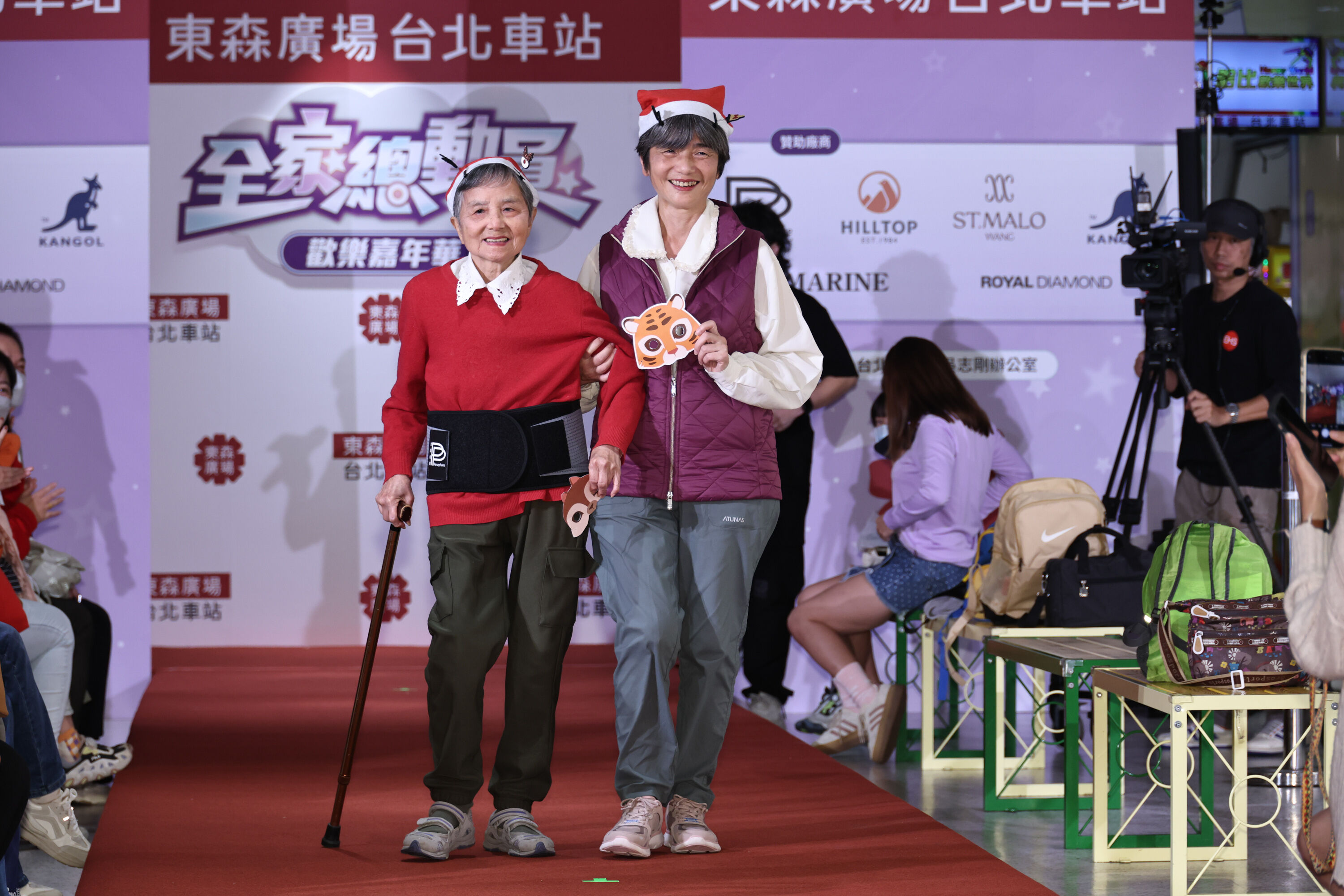 ▲▼  東森廣場K區地下街走秀。（圖／記者黃克翔攝）