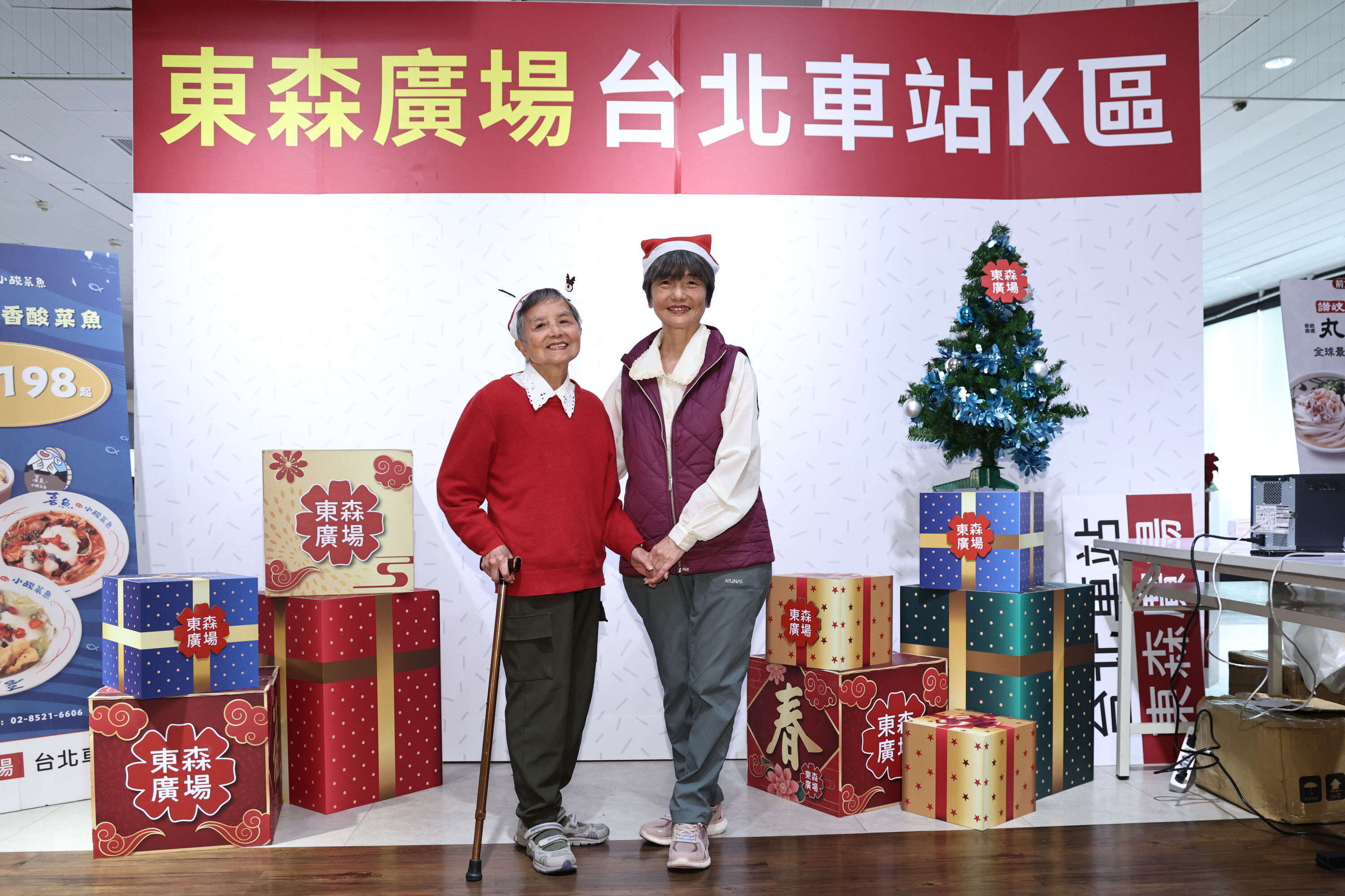 ▲▼ 東森廣場K區地下街走秀 。（圖／記者黃克翔攝）