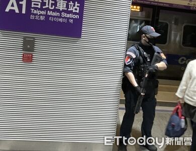 桃園捷警提升機場捷運維安層級　保大霹靂小組進駐長槍巡邏車廂