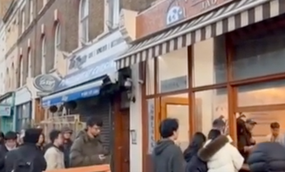 一碗572台幣！26歲鄭州小伙在倫敦賣胡辣湯　日均客流量約300人