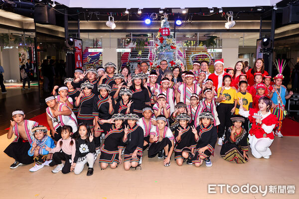 ▲▼ 愛的早餐聖誕點燈,王令麟     。（圖／記者徐文彬攝）