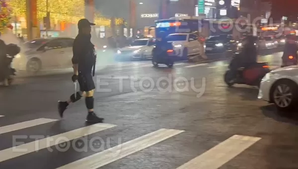 ▲▼北捷砍人,隨機砍人,北捷隨機砍人,張文,煙霧彈,台北車站,中山站,中山商圈,誠品南西。（圖／記者陳以昇攝）