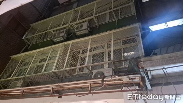 ▲▼北捷恐攻男張文行兇前火燒租屋處。（圖／記者陸運陞翻攝）