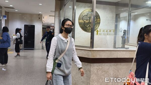 ▲▼台北市府都市發展局前總公司邵琇珮，被控於京華城案涉犯圖利罪嫌，她認罪已辯論終結，求輕判與緩刑。（圖／記者黃哲民攝）