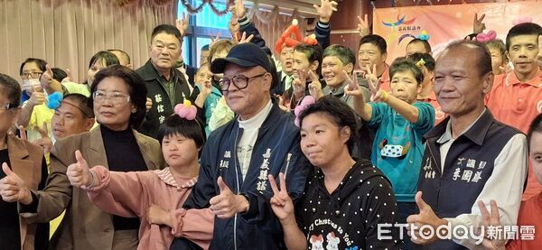 ▲▼  嘉義縣議會年度寒冬送暖餐會 。（圖／嘉義縣議會提供）