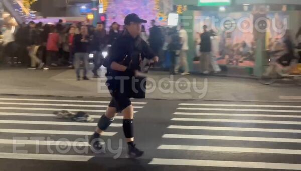 ▲ETtoday記者目擊中山站隨機砍人，張文犯案經過。（圖／記者陳以昇攝）