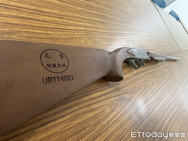 ▲▼花蓮縣警察局將乙式自製獵槍送至國防部軍備局規格鑑測中心檢驗，通過合格檢測。（圖／花蓮縣警察局提供，下同）