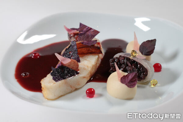 ▲米其林一星 La Vie 推新菜！屏東乳豬入菜　6道式套餐4千元有找。（圖／記者黃士原攝）